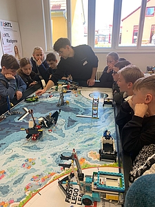 Besuch der 3a in der iHTL