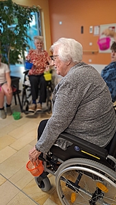 Bewegung mit Bewohnern des LPZ